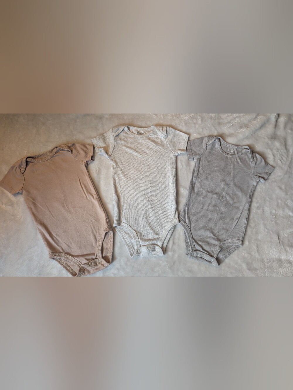 Carter's Baby 3pc Bodysuit Set 9 Months Neutral Short Sleeve Like New